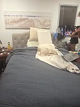 iamthepublickmasterbater online show from February 18, 2026, 4:47 pm