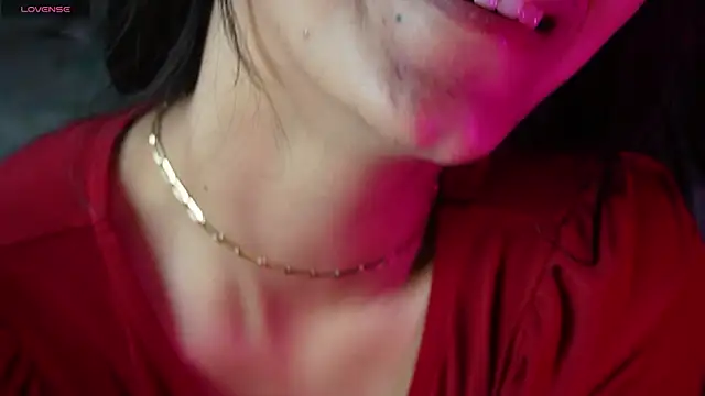 NidhiChandra online show from March 27, 2026, 6:52 am