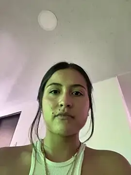 Snapshot of Ana__Pink chatting on June 14, 2026, 8:44 pm Ana Pink online show from June 14, 2026, 8:44 pm