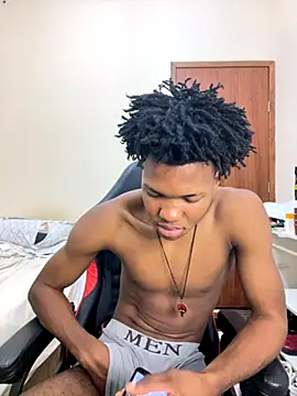 eunegrao online show from October 9, 2025, 1:36 am