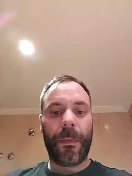 manchego85 online show from September 29, 2025, 8:57 pm