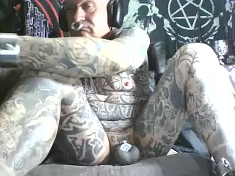 object857 online show from October 18, 2025, 5:46 pm