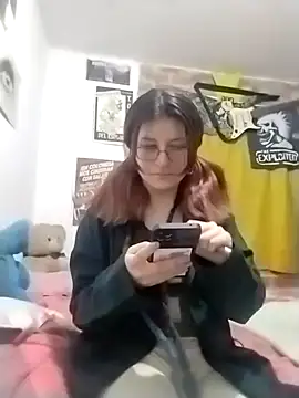  Alaskamisa online show from September 12, 2025, 4:45 am