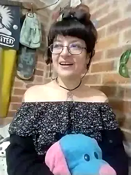  Alaskamisa online show from October 22, 2025, 2:12 am