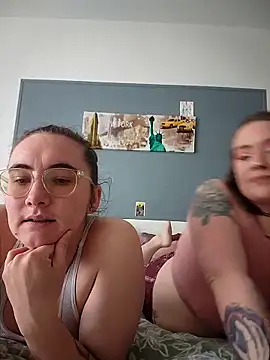 AndHerXO online show from February 22, 2026, 3:21 pm