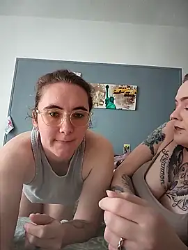 AndHerXO online show from March 6, 2026, 12:01 pm