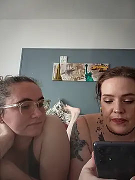 AndHerXO online show from March 21, 2026, 2:53 pm