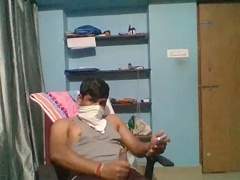 Snapshot of omkarcoll chatting on November 3, 2025, 6:25 am omkarcoll online show from November 3, 2025, 6:25 am