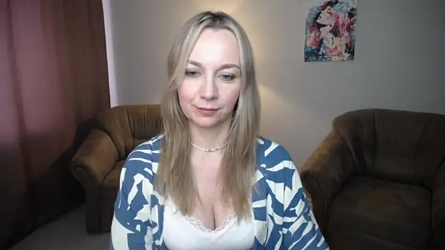 Ava Elior online show from June 24, 2026, 10:36 am