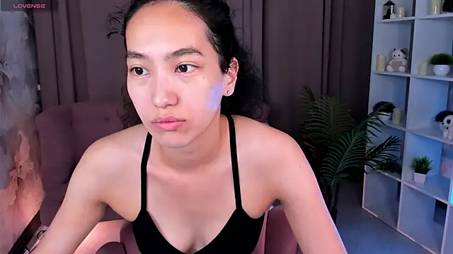 Snapshot of FlirtyAura chatting on July 23, 2026, 3:26 am FlirtyAura online show from July 23, 2026, 3:26 am