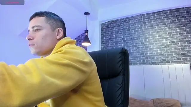 connorsmiith online show from February 18, 2026, 11:06 am