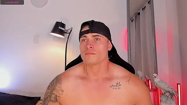 connorsmiith online show from May 23, 2026, 10:25 pm