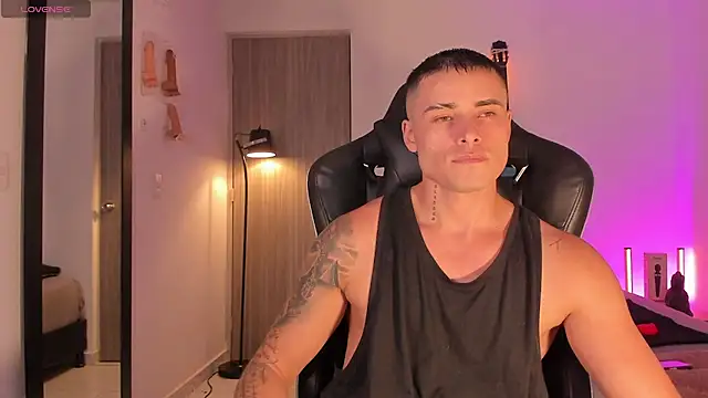 Snapshot of connorsmiith chatting on July 8, 2026, 2:05 am connorsmiith online show from July 8, 2026, 2:05 am
