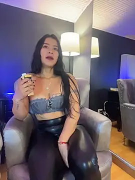 BellaFernandez   online show from May 23, 2026, 12:09 pm