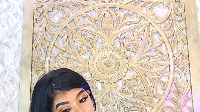 MelodyCarsson online show from April 18, 2026, 7:29 pm