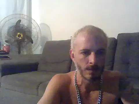foxyann online show from October 11, 2025, 7:40 am