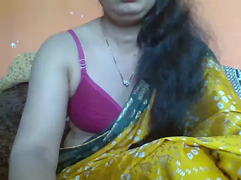 Snapshot of Marathi_q4een01 chatting on November 20, 2025, 5:18 am Marathi q4een01 online show from November 20, 2025, 5:18 am