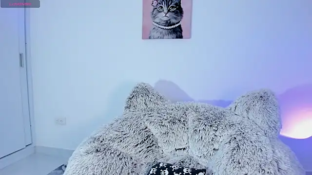 akame meow online show from November 25, 2025, 3:12 pm