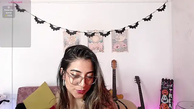 Snapshot of Susanahendrix chatting on October 27, 2025, 6:23 pm Susanahendrix online show from October 27, 2025, 6:23 pm