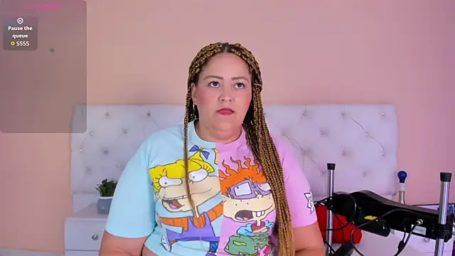 katte landerr online show from October 23, 2025, 1:21 pm