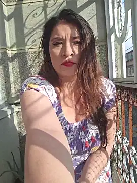 Lady Sofhia online show from November 11, 2025, 8:42 pm