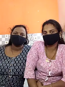 hot plak online show from December 4, 2025, 5:32 pm