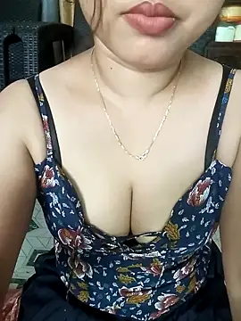 babyangela14 online show from September 18, 2025, 5:20 am
