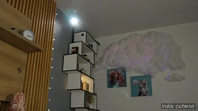 Snapshot of cutierori chatting on October 3, 2025, 4:09 am cutierori online show from October 3, 2025, 4:09 am