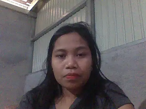 Veeluna16 online show from November 27, 2025, 11:51 pm