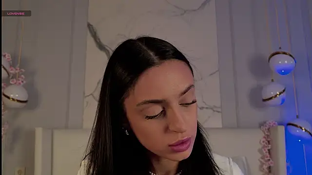 Snapshot of AdoraCortes chatting on November 20, 2025, 5:07 am AdoraCortes online show from November 20, 2025, 5:07 am