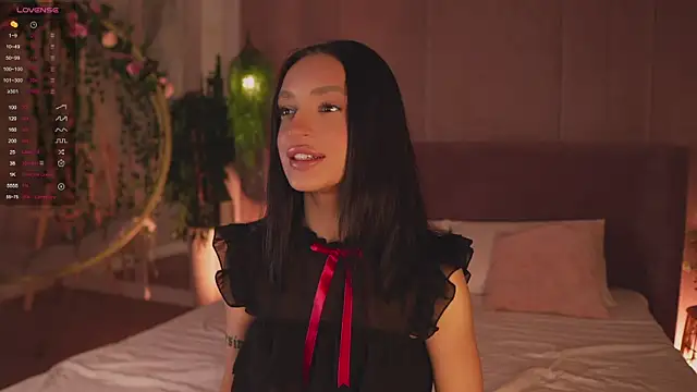 Snapshot of AdoraCortes chatting on November 23, 2025, 5:07 am AdoraCortes online show from November 23, 2025, 5:07 am