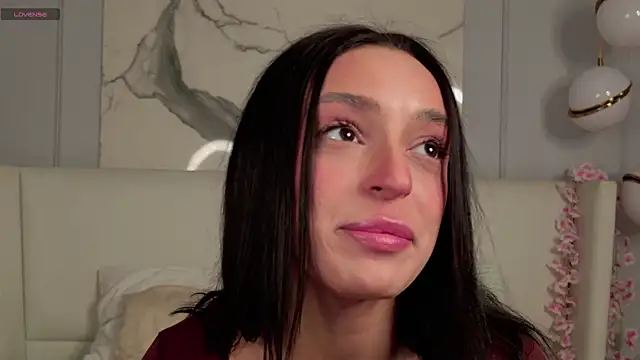 Snapshot of AdoraCortes chatting on November 30, 2025, 5:11 am AdoraCortes online show from November 30, 2025, 5:11 am