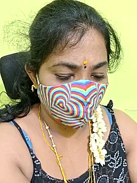 Snapshot of Tamil_Mithra chatting on May 16, 2026, 9:39 am Tamil Mithra online show from May 16, 2026, 9:39 am