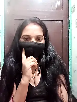 Payal-001 online show from November 26, 2025, 7:48 pm