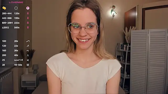 JoanBaggott online show from April 21, 2026, 8:44 pm