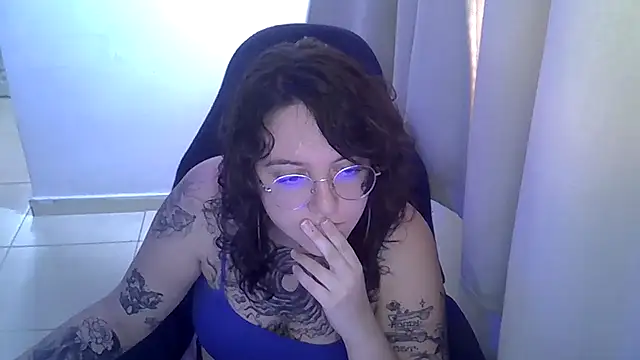 Blue Liz online show from October 9, 2025, 5:22 pm