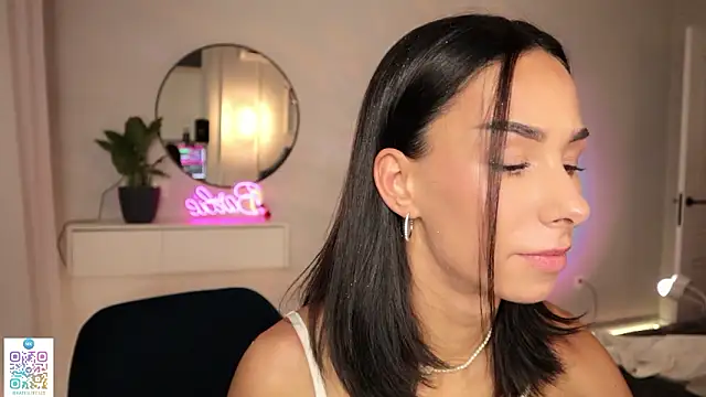 Katherinepinke online show from March 13, 2026, 8:37 pm