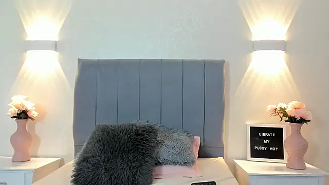 Emiily cooper x online show from November 14, 2025, 7:12 pm