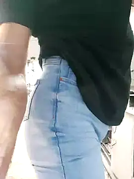 Snapshot of Czarnoksieznik chatting on October 16, 2025, 7:15 pm Czarnoksieznik online show from October 16, 2025, 7:15 pm