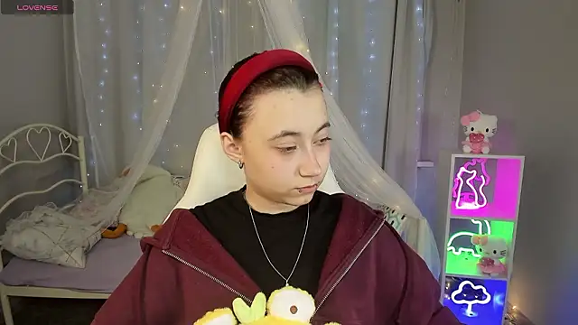 Snapshot of ClaraParks chatting on January 31, 2026, 7:11 pm ClaraParks online show from January 31, 2026, 7:11 pm