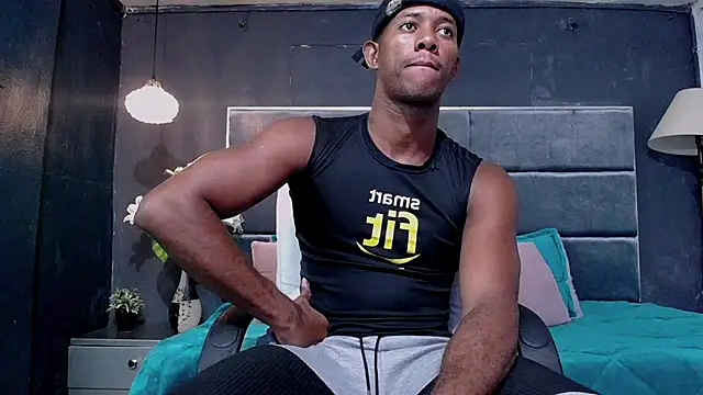 blackbignude online show from November 16, 2025, 1:33 am