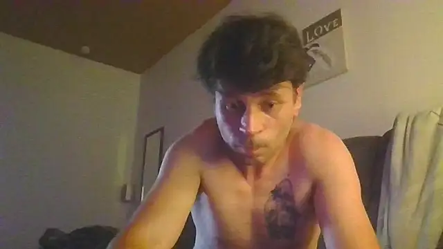 PascalHot87 online show from June 17, 2026, 4:04 am