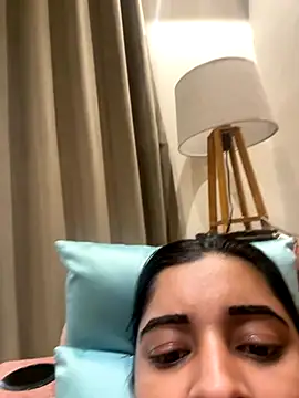 desitease online show from November 17, 2025, 11:27 am