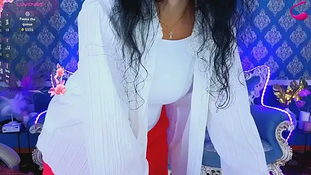 Snapshot of MissRossi chatting on July 10, 2026, 6:54 pm MissRossi online show from July 10, 2026, 6:54 pm