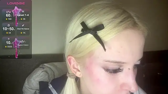 Snapshot of kittywithu chatting on November 9, 2025, 12:14 pm kittywithu online show from November 9, 2025, 12:14 pm