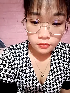 Snapshot of Maimai00 chatting on October 23, 2025, 4:34 am Maimai00 online show from October 23, 2025, 4:34 am