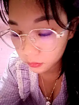 Snapshot of Maimai00 chatting on October 27, 2025, 2:04 am Maimai00 online show from October 27, 2025, 2:04 am