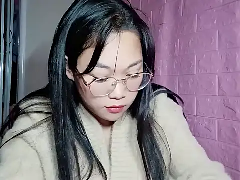 Snapshot of Maimai00 chatting on November 25, 2025, 2:33 am Maimai00 online show from November 25, 2025, 2:33 am