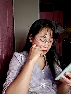 Snapshot of Maimai00 chatting on December 2, 2025, 5:35 am Maimai00 online show from December 2, 2025, 5:35 am