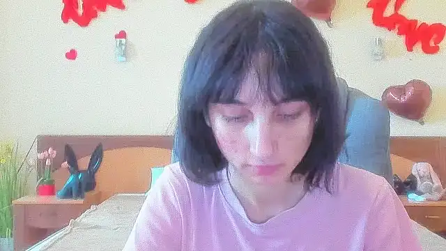 Marri-Stella online show from October 13, 2025, 7:52 am